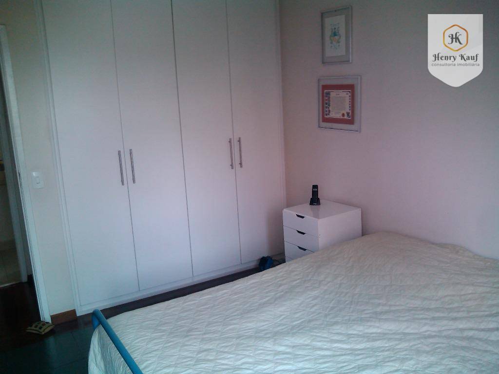 Apartamento à venda com 3 quartos, 138m² - Foto 12