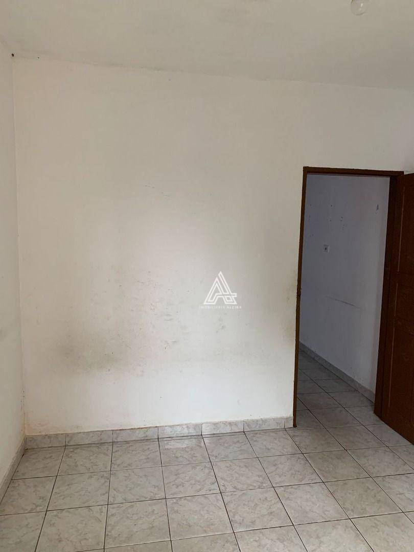 Casa à venda com 2 quartos, 80m² - Foto 14