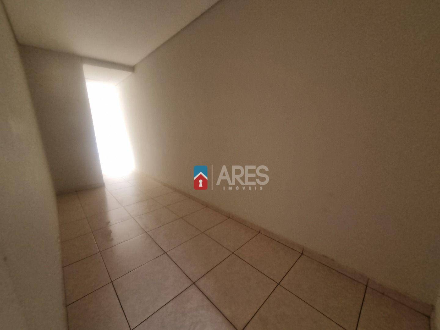 Casa para alugar com 5 quartos, 110m² - Foto 16