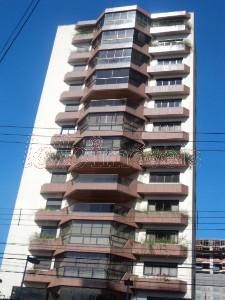 Apartamento para alugar com 4 quartos, 240m² - Foto 22