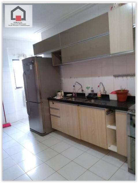 Apartamento à venda com 3 quartos, 130m² - Foto 9