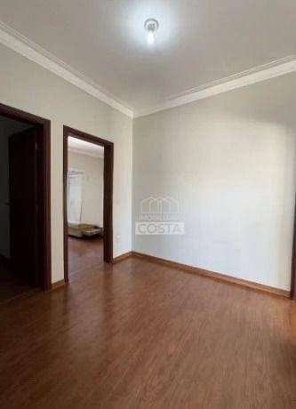 Casa à venda com 4 quartos, 214m² - Foto 8
