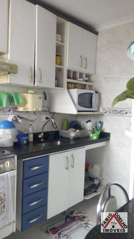 Apartamento à venda com 3 quartos, 76m² - Foto 16