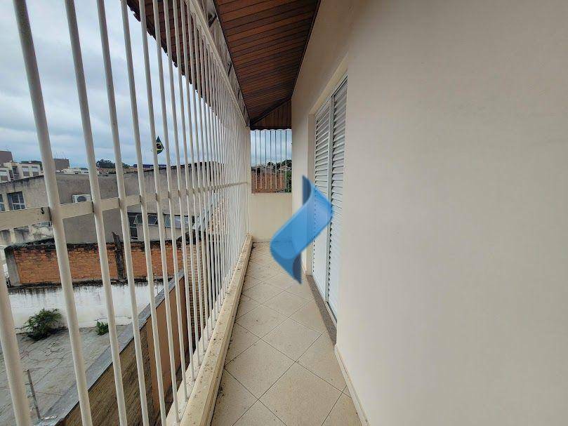 Casa à venda e aluguel com 3 quartos, 277m² - Foto 36