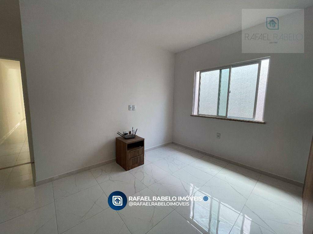 Casa à venda com 3 quartos, 98m² - Foto 13