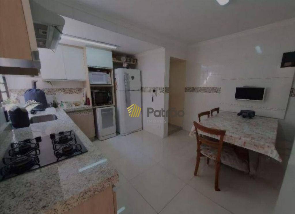 Sobrado à venda com 3 quartos, 230m² - Foto 24