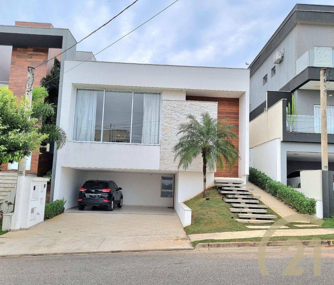 Casa de Condomínio à venda com 3 quartos, 225m² - Foto 1