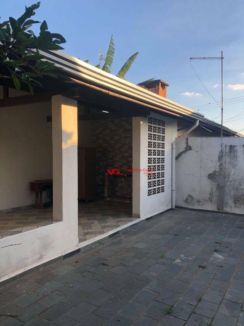 Casa à venda com 3 quartos, 180m² - Foto 8