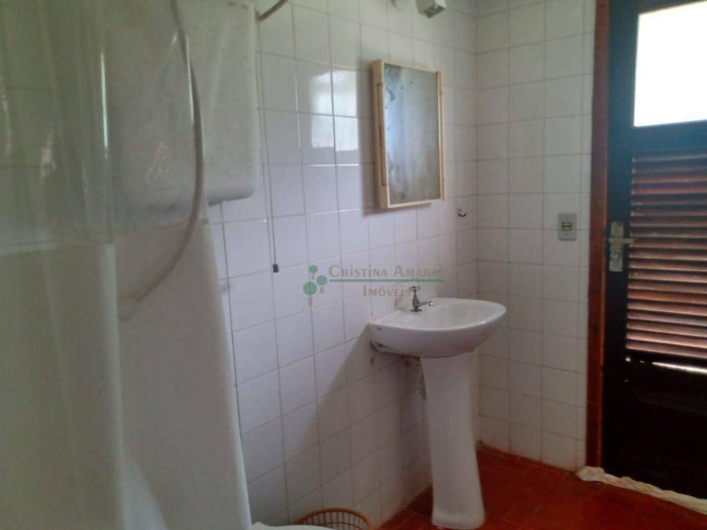 Casa à venda com 5 quartos, 200m² - Foto 10