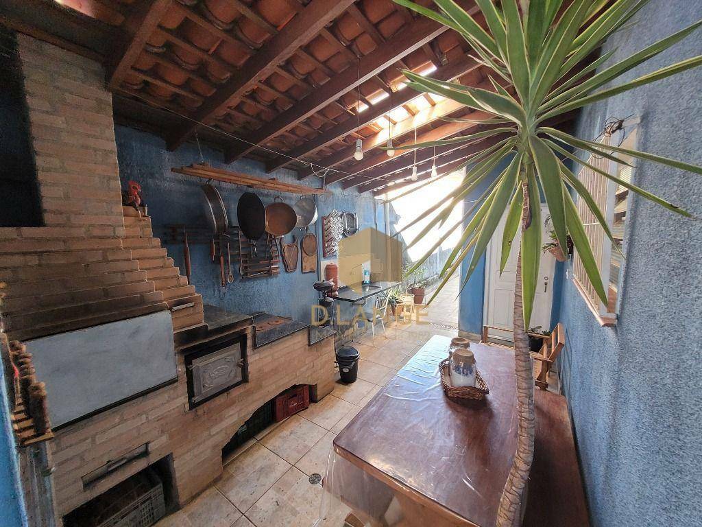 Casa à venda com 4 quartos, 174m² - Foto 45