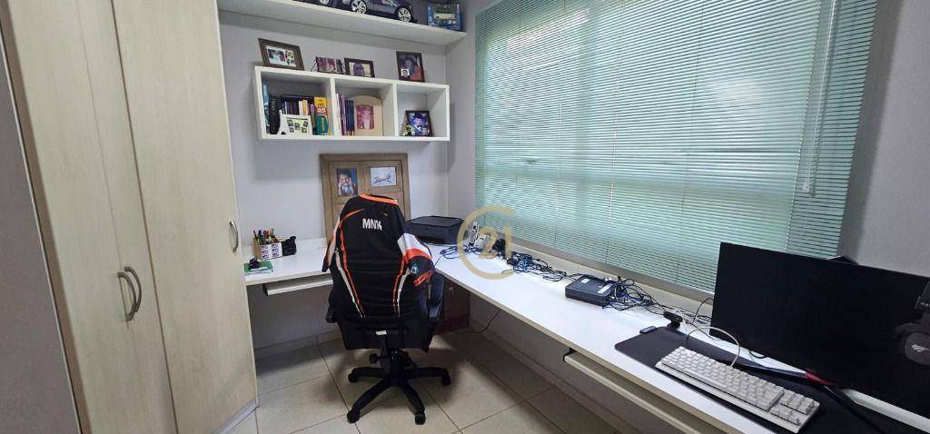 Casa de Condomínio à venda com 3 quartos, 245m² - Foto 13