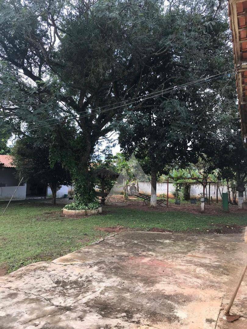 Chácara à venda com 4 quartos, 200m² - Foto 25
