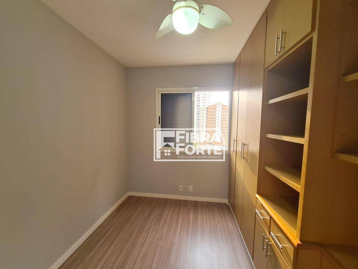 Apartamento à venda com 3 quartos, 85m² - Foto 17