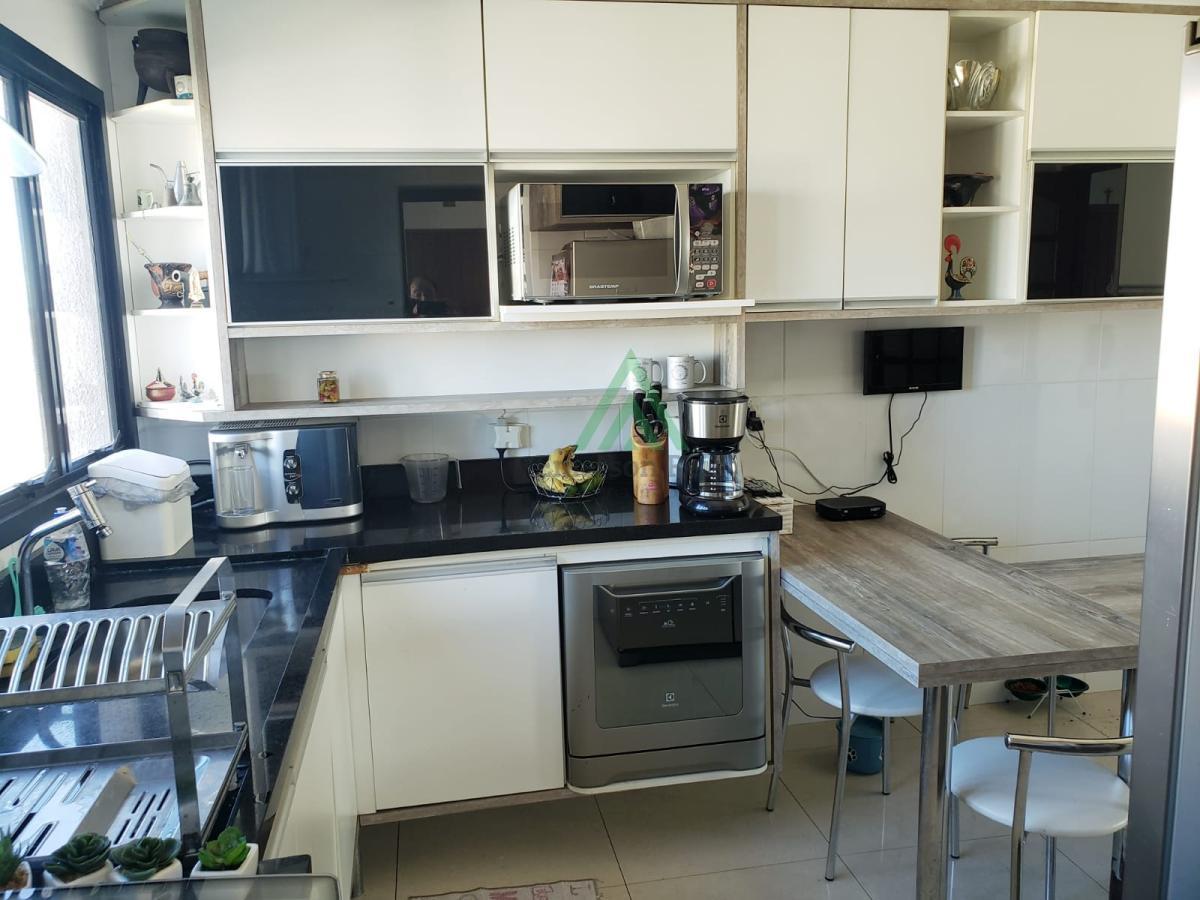 Cobertura à venda com 3 quartos, 220m² - Foto 12