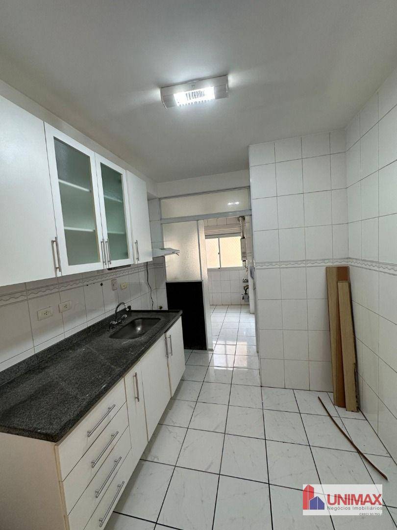 Apartamento para alugar com 3 quartos, 98m² - Foto 5