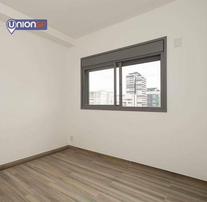 Apartamento à venda com 1 quarto, 50m² - Foto 8