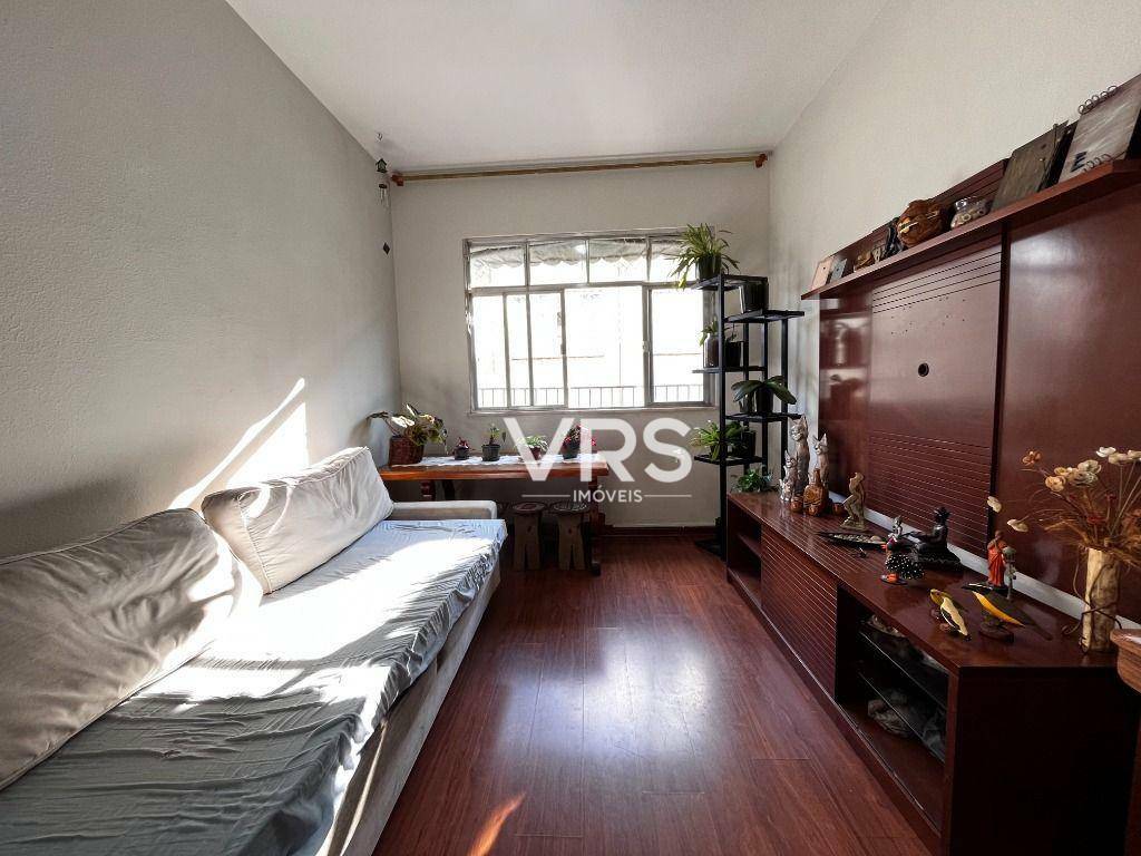 Apartamento à venda com 2 quartos, 55m² - Foto 3