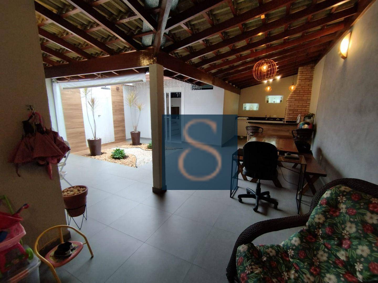 Sobrado à venda com 3 quartos, 80m² - Foto 1