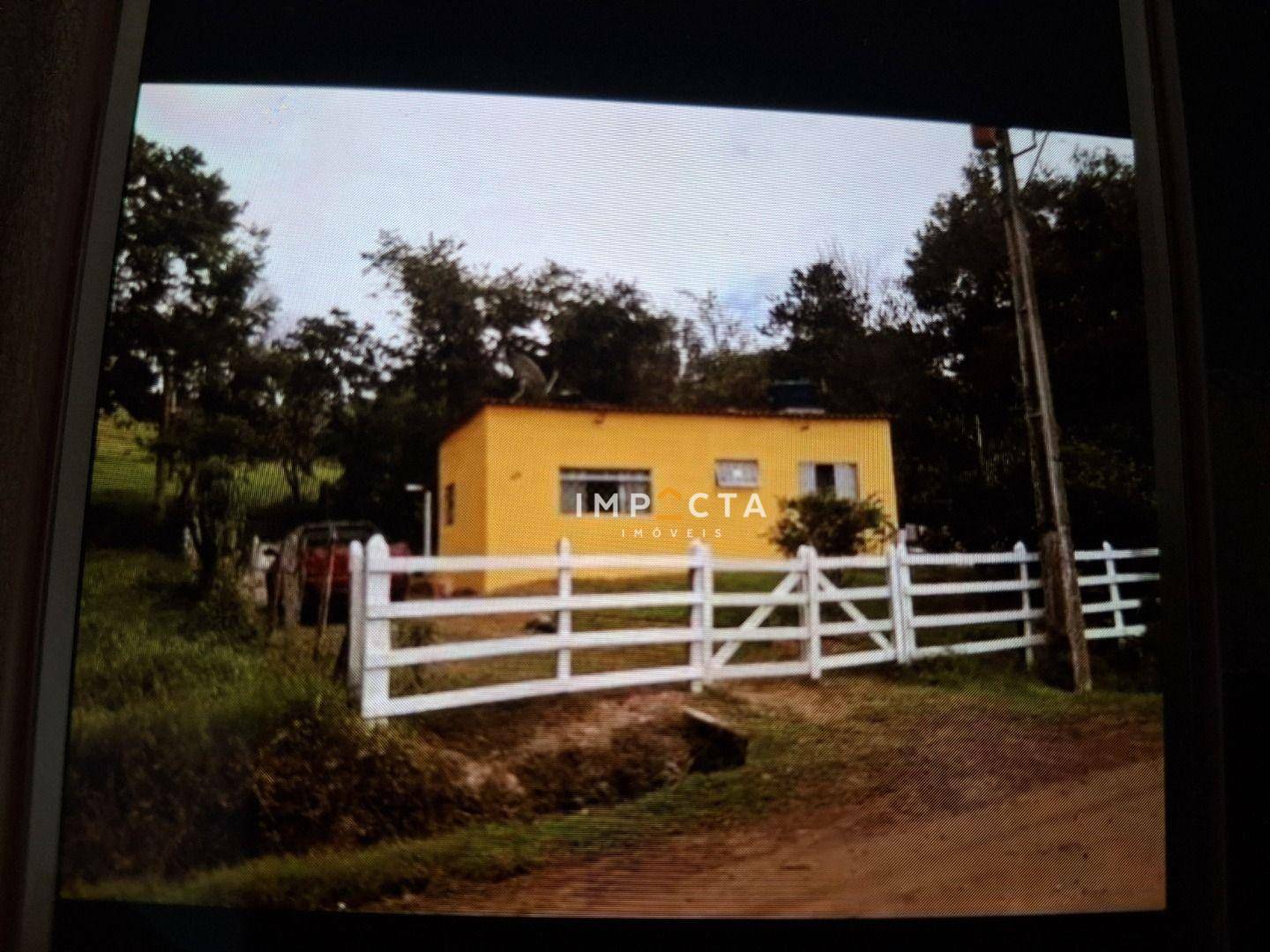 Chácara à venda com 2 quartos, 378M2 - Foto 2