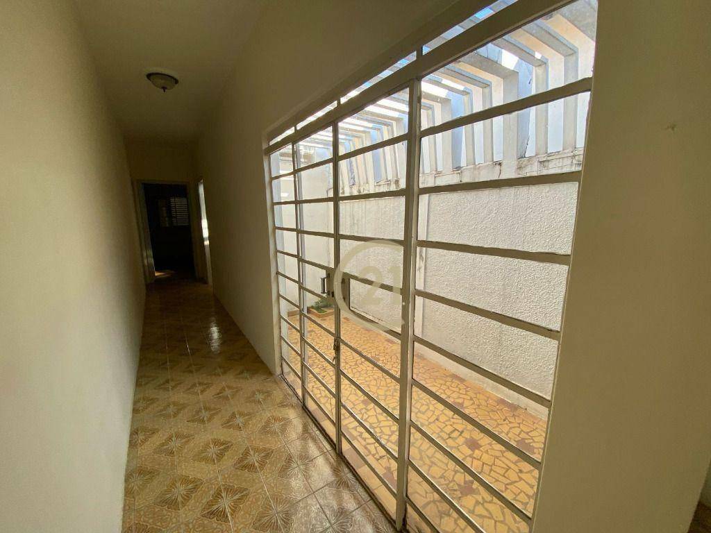Casa à venda com 2 quartos, 185m² - Foto 15
