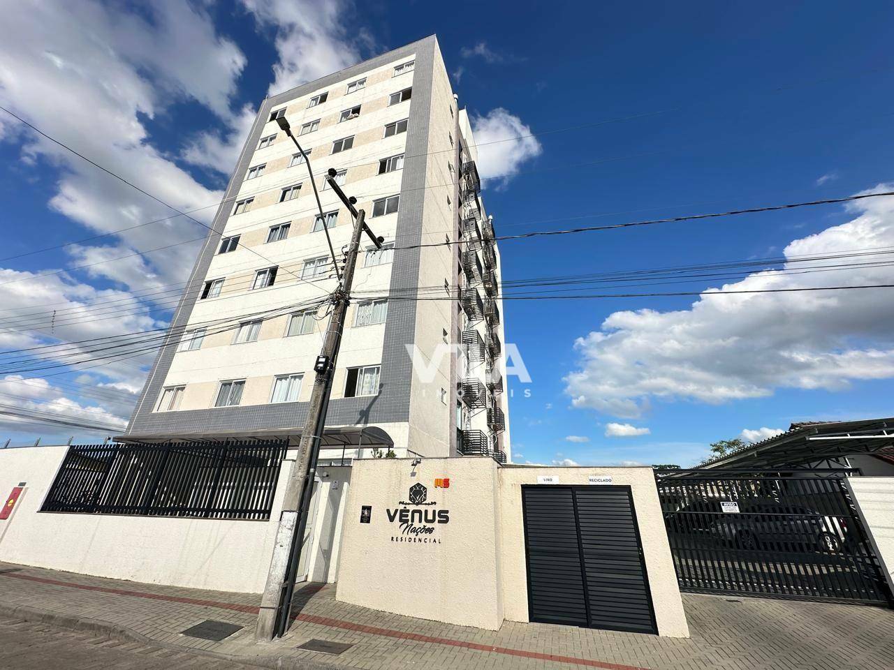 Apartamento à venda com 2 quartos, 58m² - Foto 1