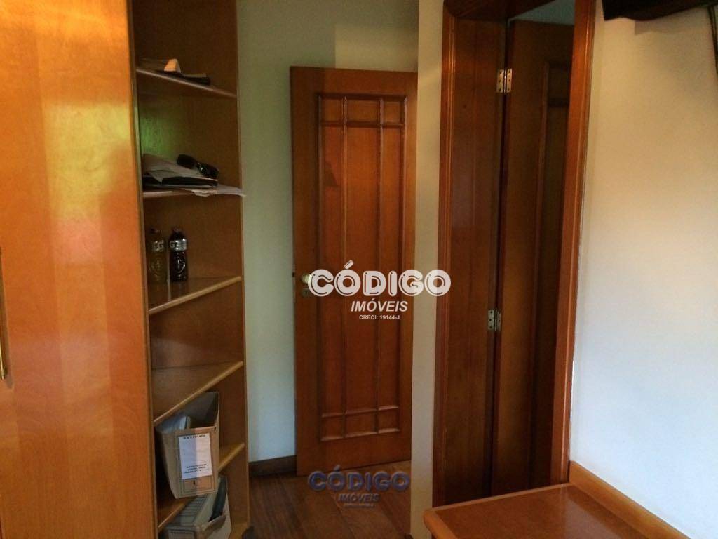 Sobrado à venda com 6 quartos, 750m² - Foto 27