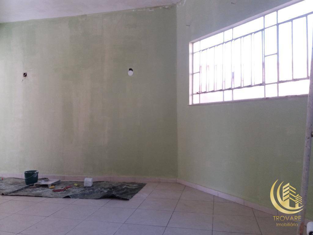 Casa à venda com 3 quartos, 98m² - Foto 17