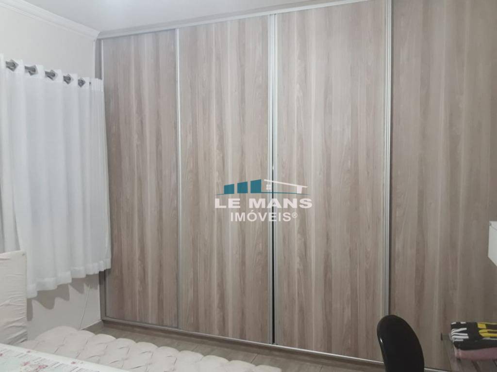 Apartamento à venda com 2 quartos, 83m² - Foto 11