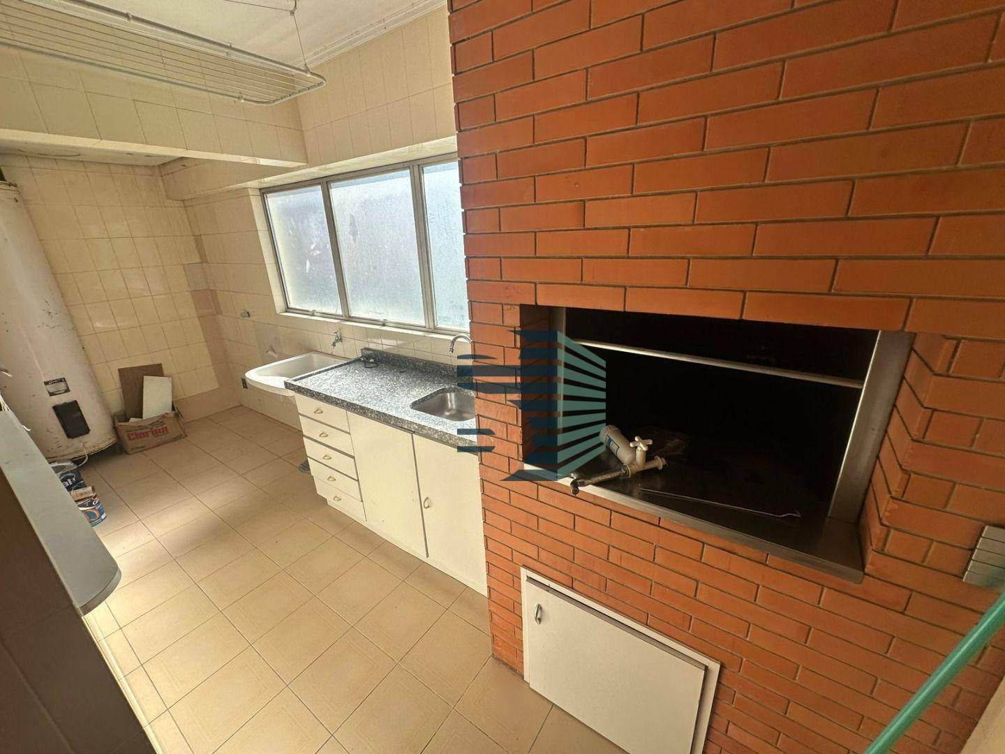 Apartamento à venda e aluguel com 3 quartos, 192m² - Foto 4