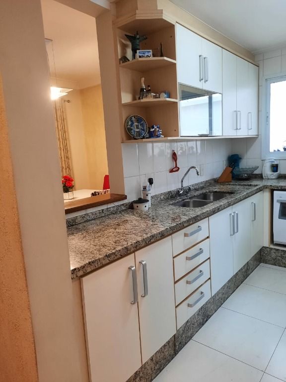 Casa de Condomínio à venda com 4 quartos, 175m² - Foto 8