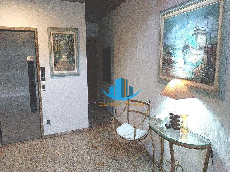 Apartamento à venda com 3 quartos, 136m² - Foto 2