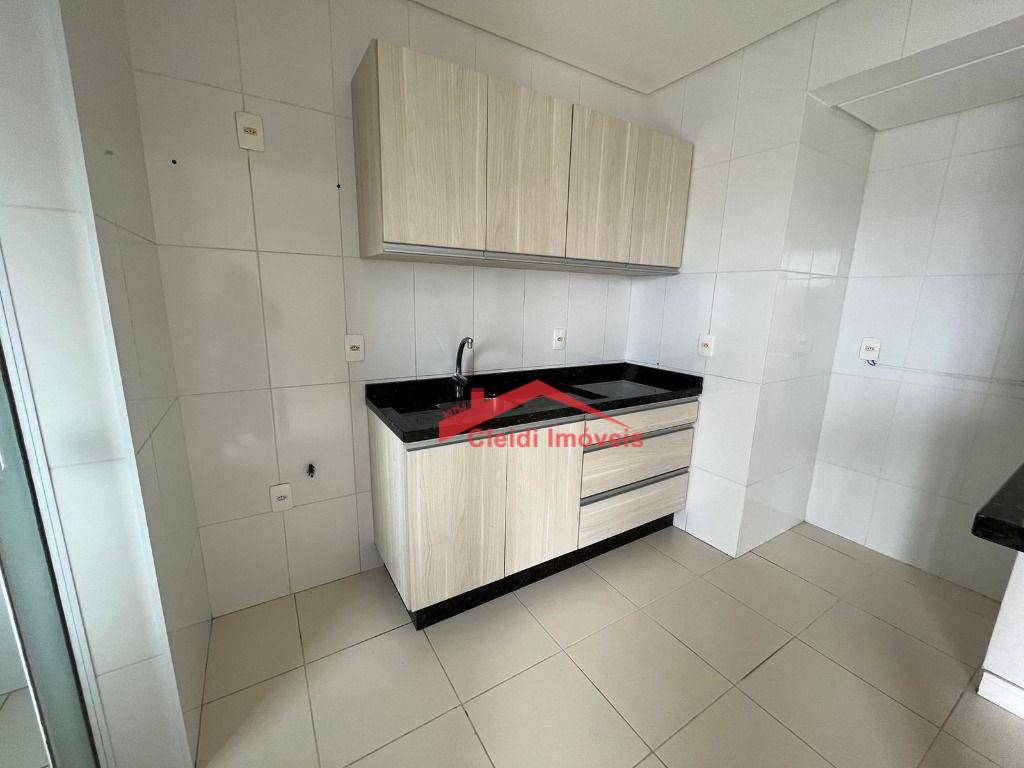 Apartamento à venda com 3 quartos, 83m² - Foto 8