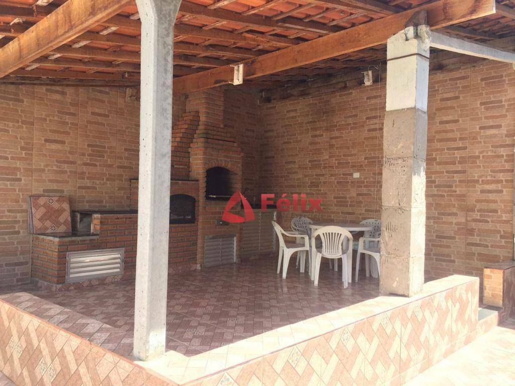 Casa à venda com 2 quartos, 140m² - Foto 1