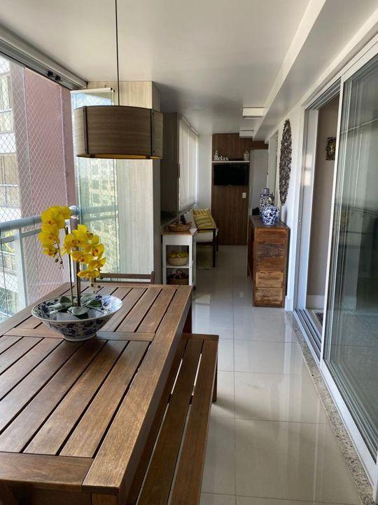 Apartamento à venda com 2 quartos, 155m² - Foto 2