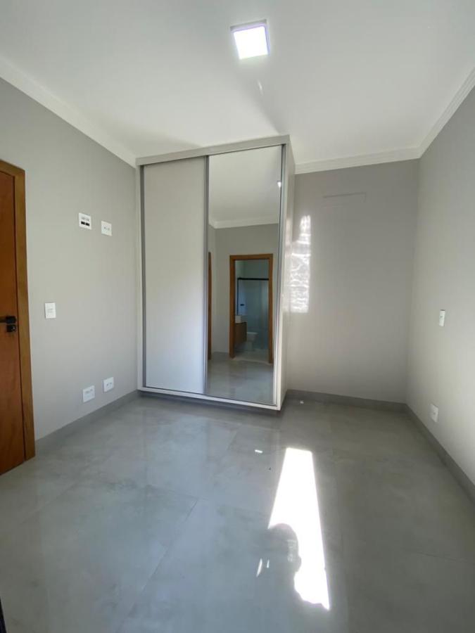 Casa à venda com 3 quartos, 168m² - Foto 16