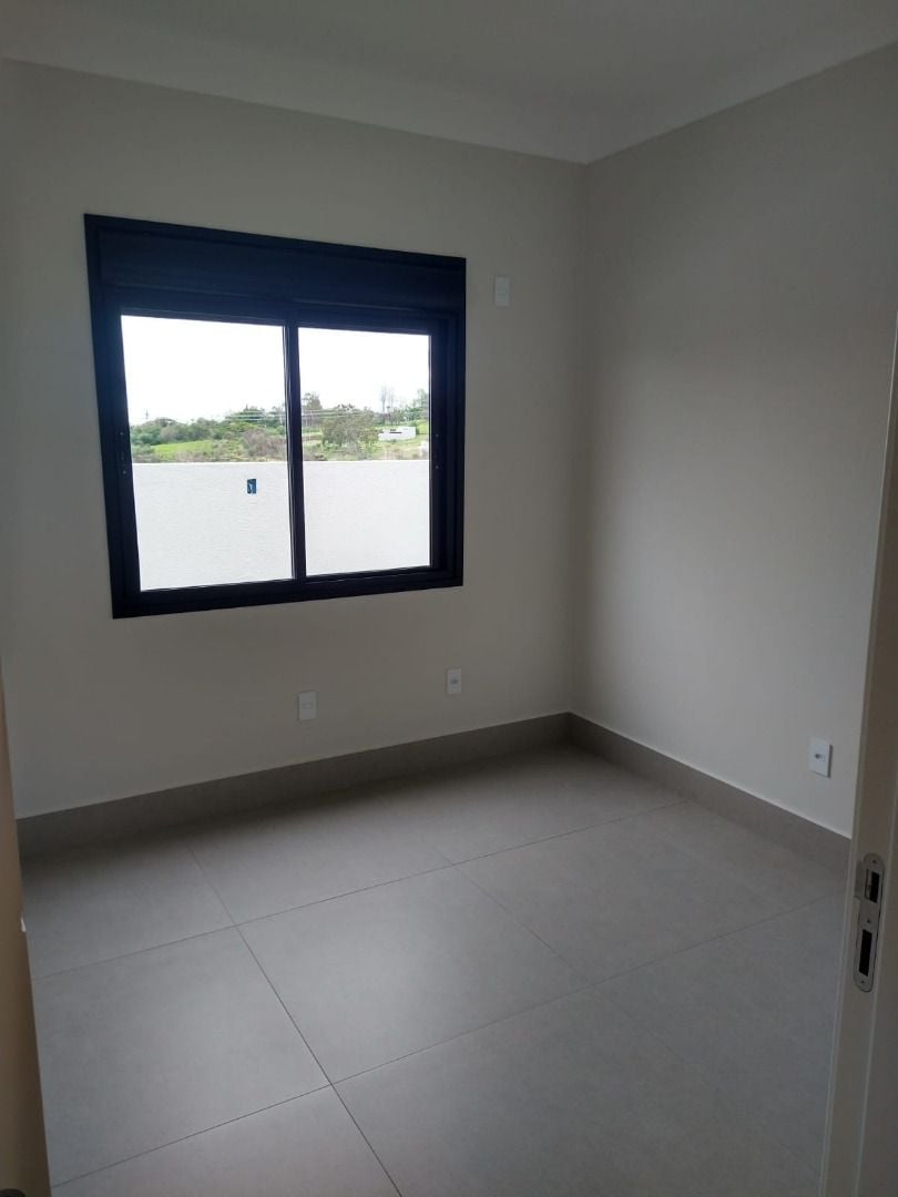 Casa à venda com 3 quartos, 168m² - Foto 18