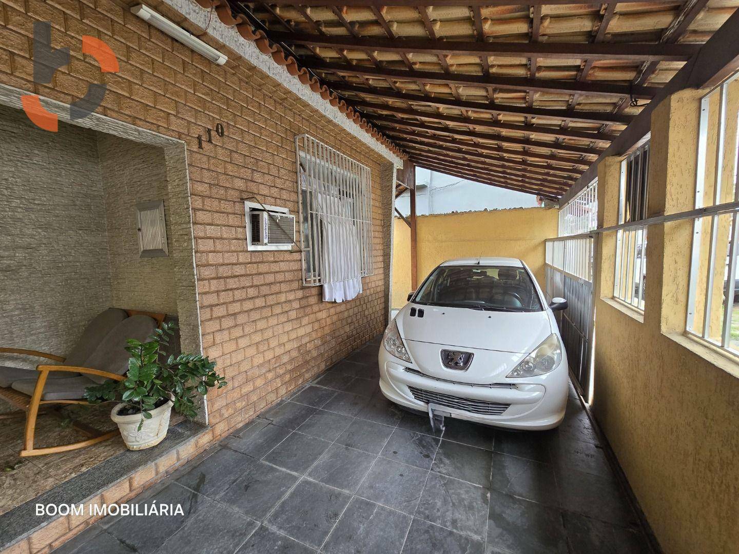 Casa à venda com 3 quartos, 114m² - Foto 4