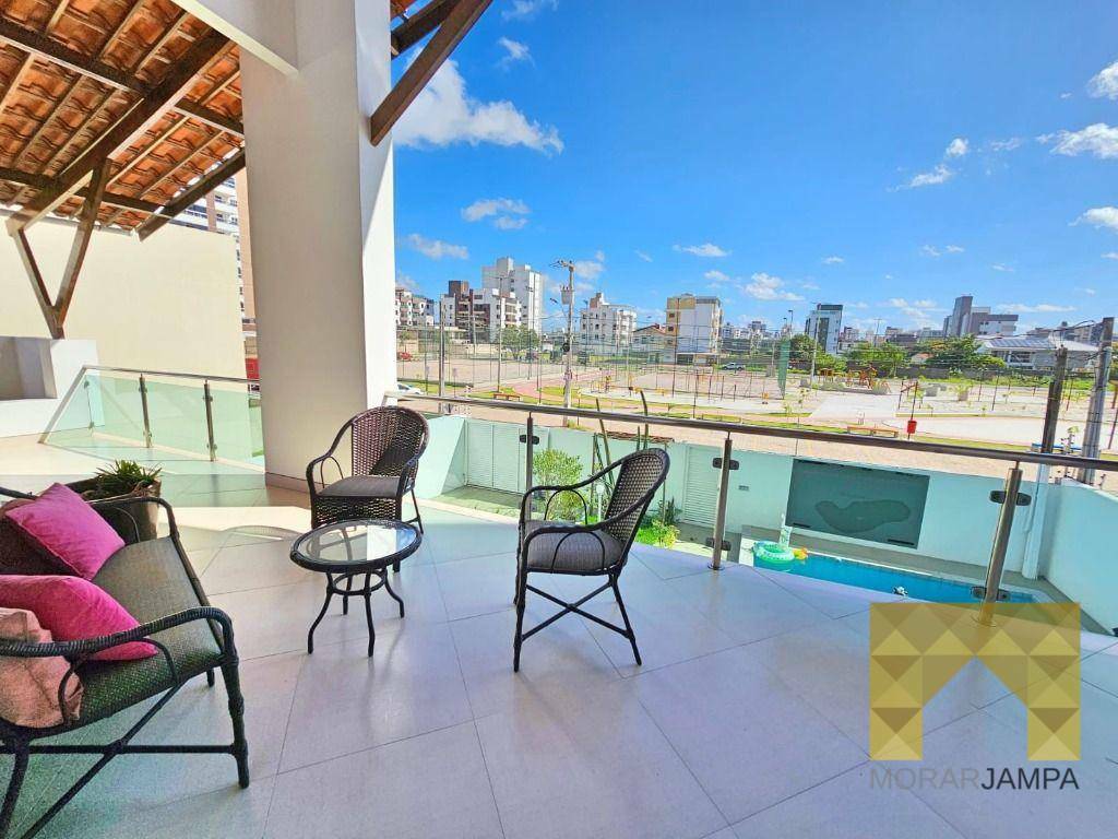 Casa à venda com 3 quartos, 346m² - Foto 5