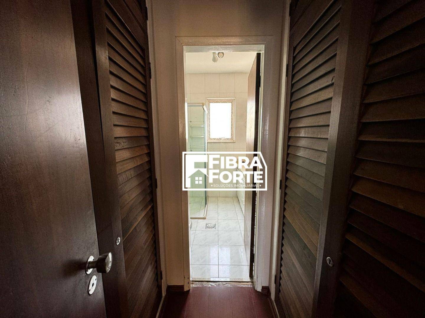 Apartamento à venda com 3 quartos, 118m² - Foto 19