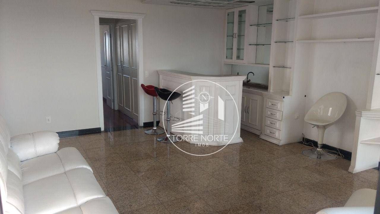 Cobertura à venda com 4 quartos, 250m² - Foto 13