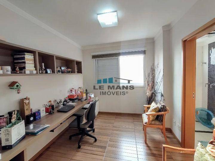 Apartamento à venda com 3 quartos, 140m² - Foto 19