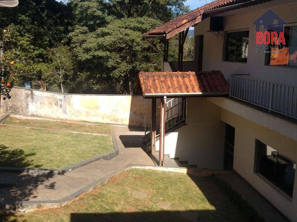 Chácara à venda com 3 quartos, 370m² - Foto 1