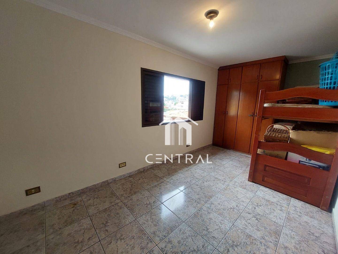 Sobrado à venda com 3 quartos, 310m² - Foto 24