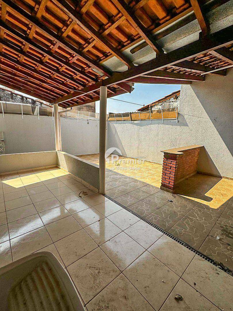 Casa à venda e aluguel com 2 quartos, 108m² - Foto 8