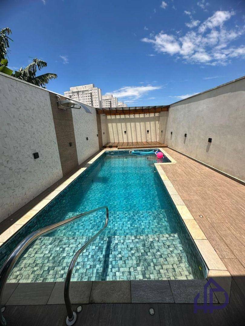 Casa para alugar com 3 quartos, 313m² - Foto 52