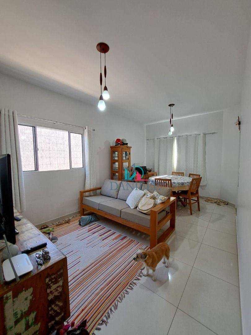 Casa à venda com 3 quartos, 84m² - Foto 3