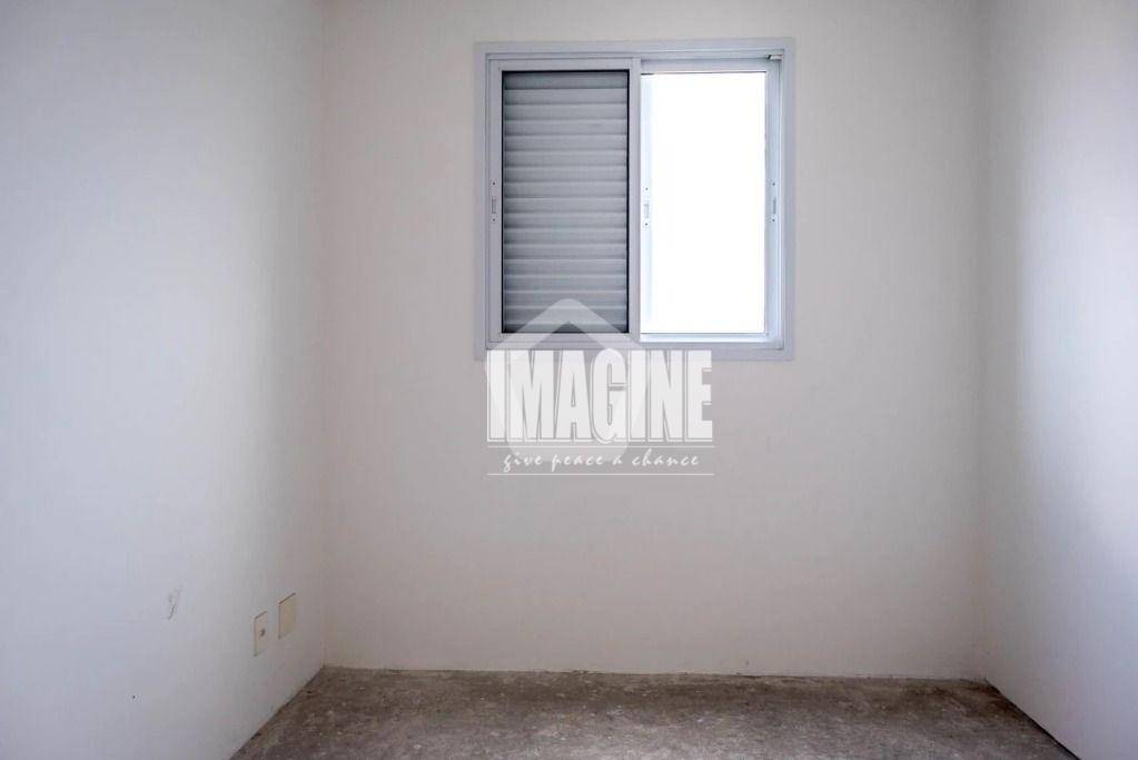 Apartamento à venda com 2 quartos, 51m² - Foto 13