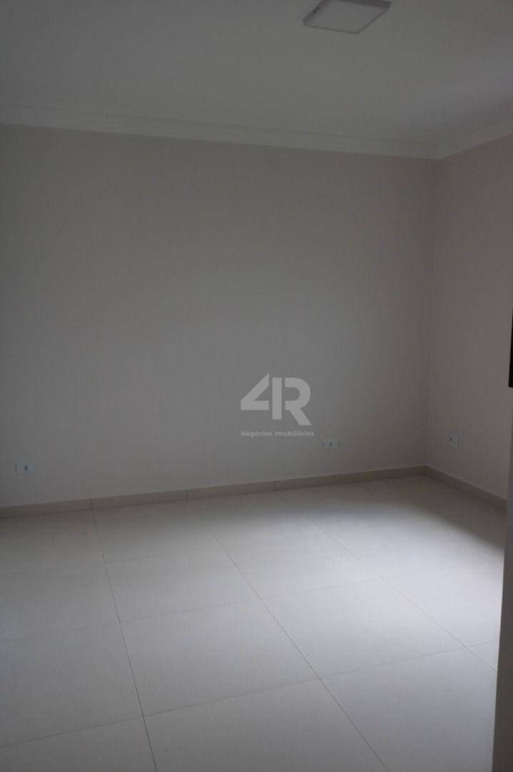 Casa à venda com 3 quartos, 90m² - Foto 10