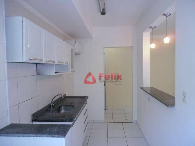 Apartamento à venda com 2 quartos, 63m² - Foto 2