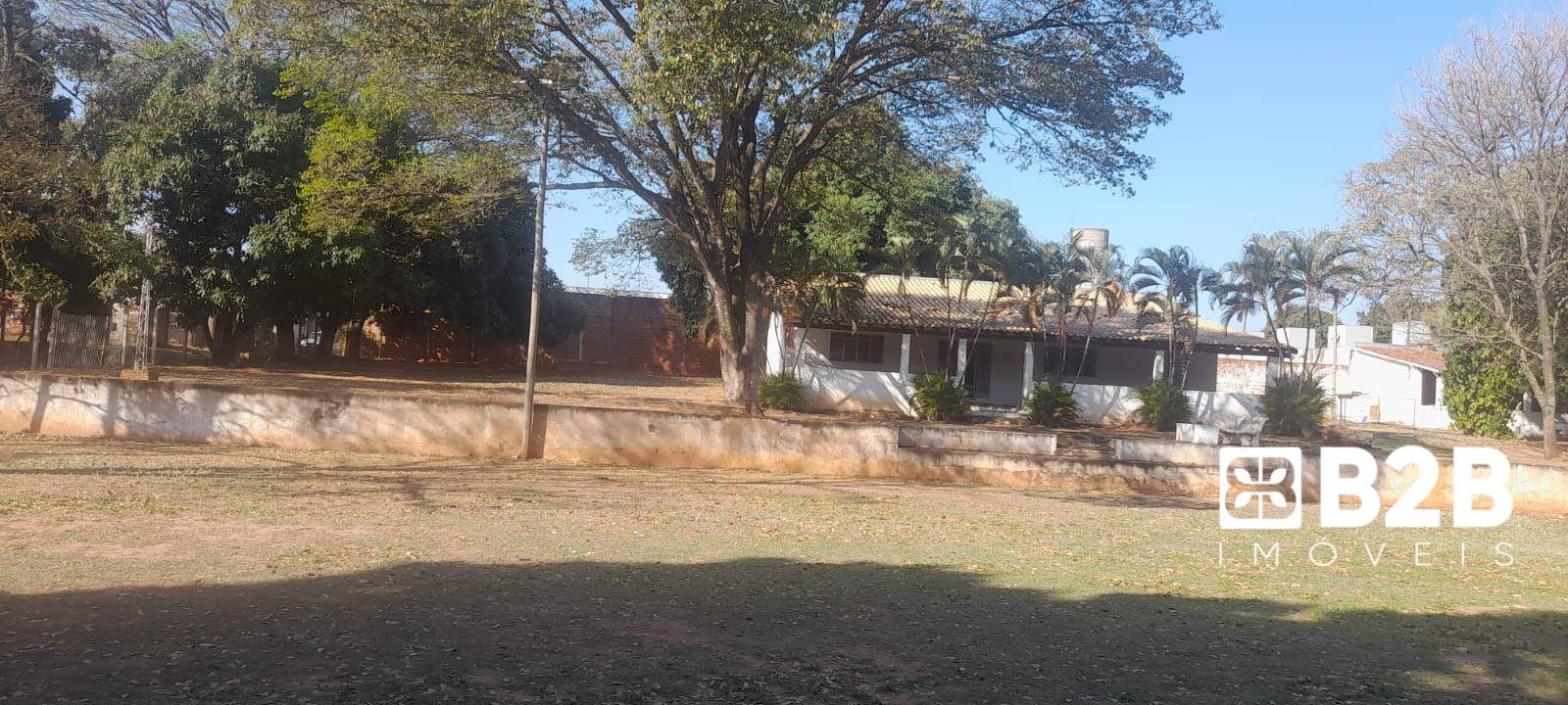 Chácara, 8 quartos, 7498 m² - Foto 3